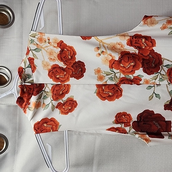 (8417) Vintage Cameo jumper - Picture 2 of 10